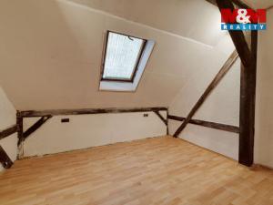 Prodej bytu 2+1, Aš, Studentská, 92 m2