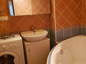 Pronájem bytu 2+kk, Klecany, V Honech, 45 m2