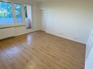 Prodej bytu 3+1, Zlín, Moravská, 72 m2