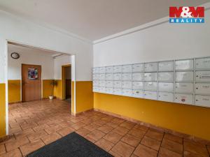 Pronájem bytu 3+1, Karlovy Vary, Krymská, 45 m2