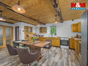 Prodej rodinného domu, Kladruby nad Labem - Kolesa, 200 m2