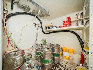 Prodej restaurace, Praha - Strašnice, Gutova, 301 m2