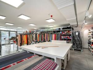 Prodej obchodního prostoru, Praha - Holešovice, Jateční, 244 m2