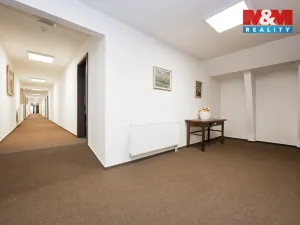 Prodej obchodního prostoru, Zvole, 1860 m2