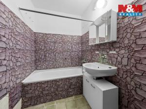 Prodej bytu 2+1, Benešov nad Ploučnicí, Sídliště, 56 m2