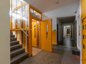 Pronájem bytu 1+kk, Karlovy Vary, Fibichova, 14 m2