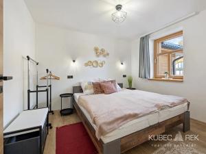 Prodej bytu 3+kk, Horní Planá, 51 m2