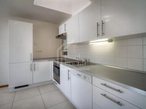 Pronájem bytu 2+kk, Praha - Holešovice, Komunardů, 48 m2