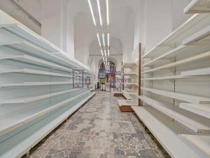 Pronájem obchodního prostoru, Jindřichův Hradec, nám. Míru, 520 m2