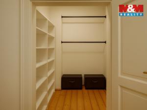 Prodej bytu 2+1, Praha - Smíchov, Janáčkovo nábřeží, 81 m2