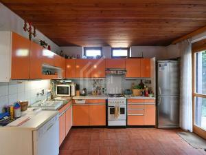 Prodej rodinného domu, Zeleneč, Husova, 162 m2