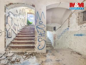 Prodej historického objektu, Zvoleněves, 5000 m2