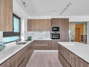 Prodej vily, Stará Huť, 188 m2