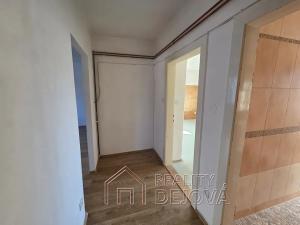 Pronájem bytu 2+kk, Krnov, Seifertova, 58 m2