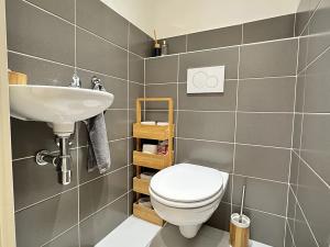 Pronájem bytu 2+kk, Praha - Staré Město, Národní, 68 m2