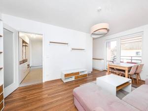 Pronájem bytu 3+kk, Pardubice, Bratranců Veverkových, 69 m2