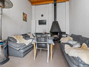 Prodej obchodního prostoru, Zlín, Bezručova, 1976 m2