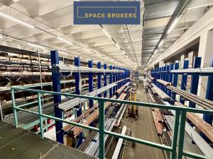 Pronájem skladu, Hradec Králové, 1601 m2