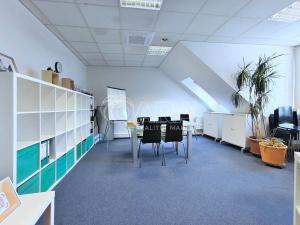 Pronájem kanceláře, Praha - Nusle, Hvězdova, 240 m2