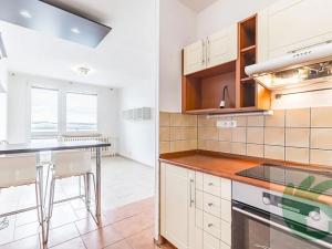 Pronájem bytu 2+kk, Mělník, Sportovní, 41 m2