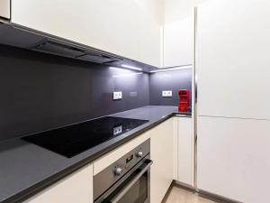 Pronájem bytu 3+1, Praha - Nové Město, Bolzanova, 93 m2