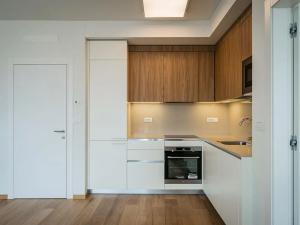 Pronájem bytu 2+kk, Praha - Smíchov, Holečkova, 78 m2