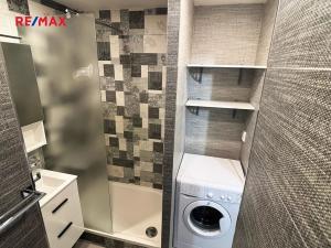 Pronájem bytu 1+kk, Praha - Prosek, Jetřichovická, 30 m2