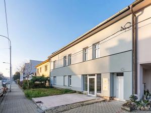 Pronájem obchodního prostoru, Zlín, Kvítková, 74 m2