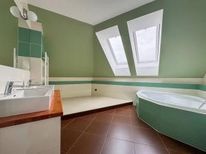 Prodej vily, Praha, Do podkovy, 408 m2