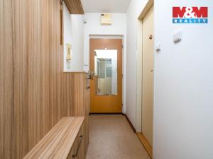 Pronájem bytu 2+kk, Hradec Králové, Na Občinách, 38 m2