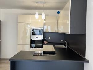 Prodej bytu 2+kk, Praha - Střížkov, Makedonská, 53 m2