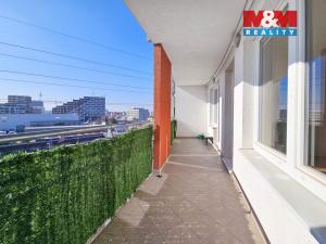 Pronájem bytu 2+kk, Praha - Hloubětín, Nademlejnská, 49 m2