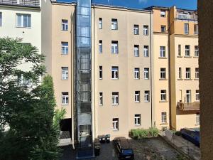 Pronájem bytu 2+kk, Praha - Holešovice, Na Maninách, 46 m2