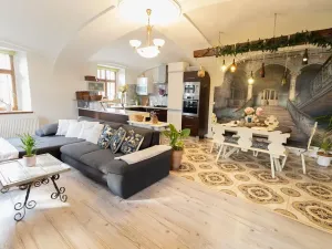 Prodej vícegeneračního domu, Bžany, 240 m2