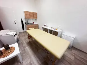 Pronájem obchodního prostoru, Nový Jičín, Gen. Hlaďo, 16 m2