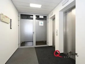 Pronájem kanceláře, Praha - Vinohrady, Šafaříkova, 138 m2