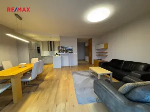 Pronájem bytu 3+kk, Praha - Strašnice, Vinohradská, 96 m2