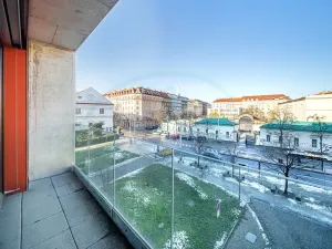 Prodej bytu 2+kk, Praha - Vinohrady, Korunní, 59 m2