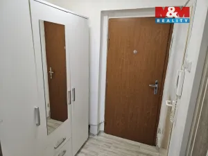 Pronájem bytu 2+kk, Nové Strašecí, Topinkova, 33 m2