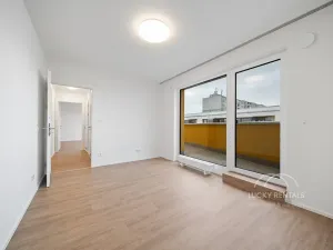 Pronájem bytu 2+kk, Praha - Chodov, Líbalova, 54 m2