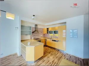 Pronájem bytu 3+kk, Benešov, Jiráskova, 1 m2