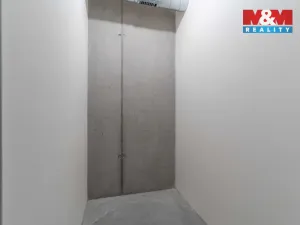 Pronájem bytu 1+kk, Plzeň - Doubravka, Dílenská, 45 m2