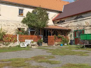 Prodej zemědělské usedlosti, Bžany, 240 m2