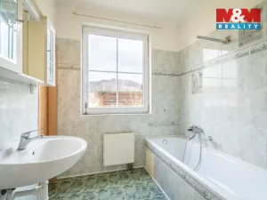 Prodej rodinného domu, Nenačovice, 240 m2