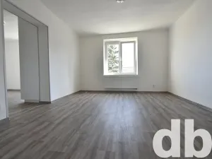 Pronájem bytu 2+1, Karlovy Vary, Slovanská, 54 m2