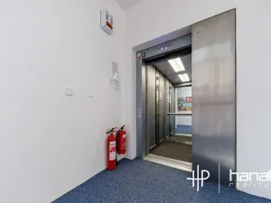 Pronájem kanceláře, Olomouc, Karolíny Světlé, 80 m2