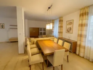 Pronájem kanceláře, Praha, 121 m2