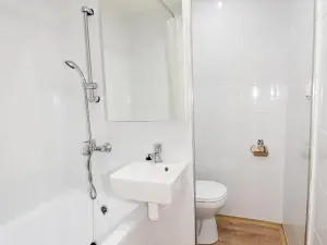 Pronájem bytu 1+1, Chomutov, Březenecká, 33 m2