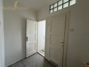 Prodej bytu 3+1, Ostrava, Šrobárova, 75 m2