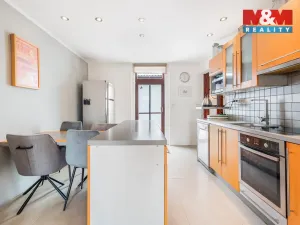 Prodej činžovního domu, Velemín, 264 m2